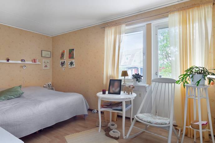 5 rum Villa på Adjutantgatan 29 Eskilstuna kommun - bild 12