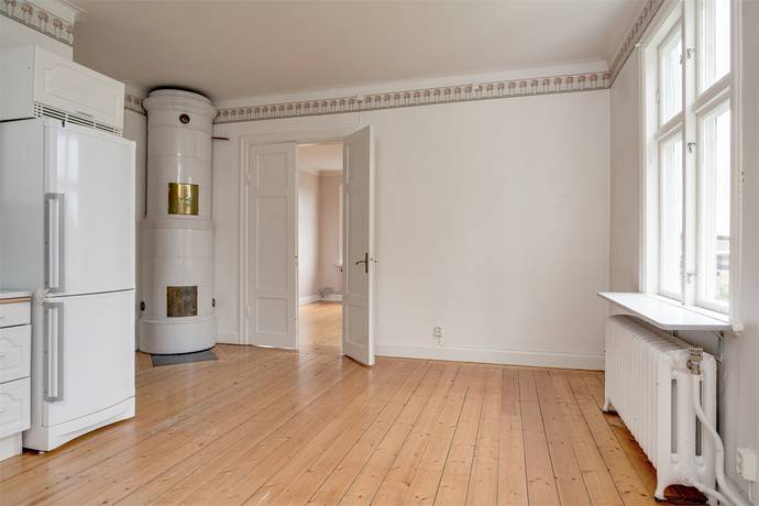 11 rum Villa på Klastorpsgatan 5A+B Kopparberg Ljusnarsbergs kommun - bild 39