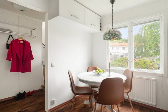 4 rum Radhus på Bolindervägen 77 Bolinderbyn Järfälla kommun - bild 11