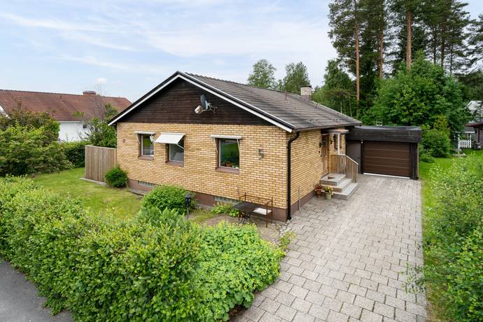 4 rum villa på Åkerströmsvägen 5 Ursviken, Skellefteå kommun - bild 2