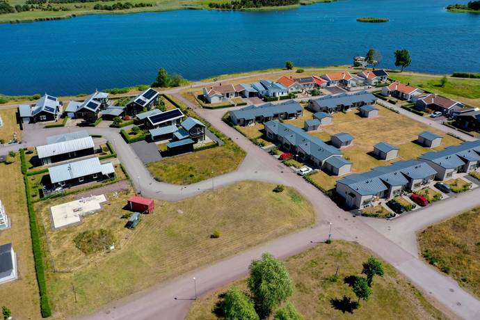 tomt på Sjöfartsvägen 19 Centralt, Mönsterås kommun - bild 1