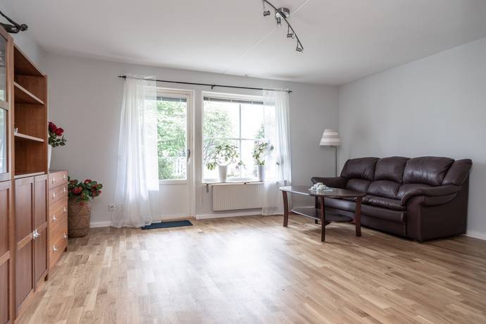 1 rum lägenhet på Jaktvägen 43 Upplands Väsby, Upplands Väsby kommun - bild 2