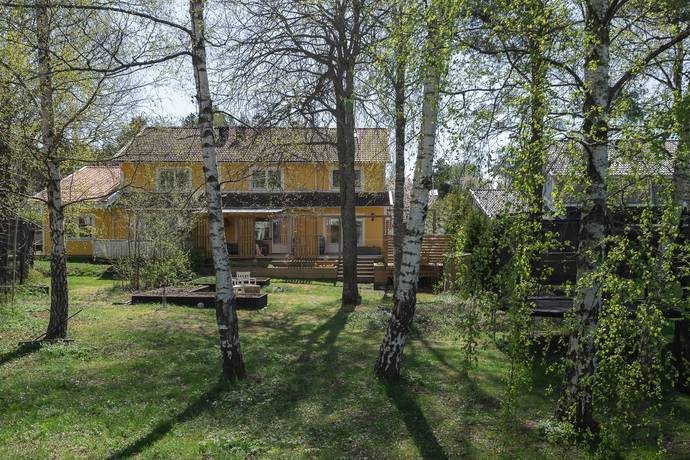 8 rum Parhus på Tegvägen 13 Solgårdsgärde Vallentuna kommun - bild 41