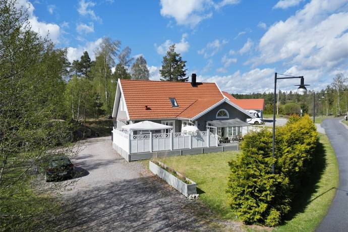 8 rum villa på Apelvägen 16 Trosa, Trosa kommun - bild 2