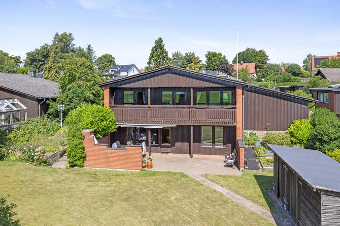 5 rum villa på Västra Backgatan 17 Rydsgård, Skurups kommun - bild 1