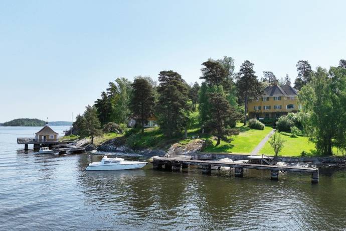 14 rum fritidshus på Vikingsborgsvägen 38 Hästholmen - Stegesund, Vaxholm, Vaxholms kommun - bild 1