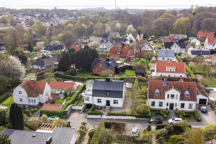 7 rum villa på Borgaregatan 10 Gamla Ramlösa, Helsingborgs kommun - bild 1