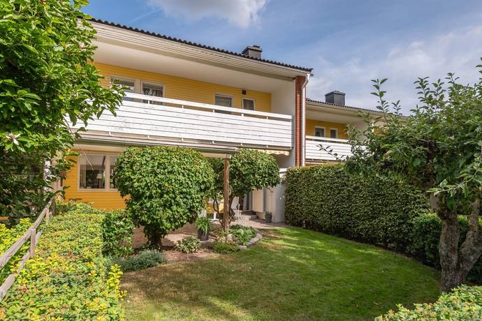 5 rum radhus på Slåttergatan 48E Eneby, Norrköpings kommun - bild 1