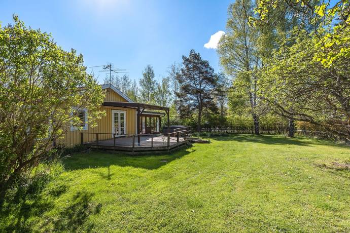 4 rum Vinterbonat fritidshus på Enuddsvägen 3 Husby Stallarholmen Strängnäs kommun - bild 27