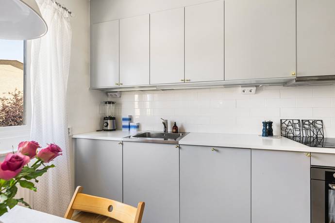 2 rum lägenhet på Heljestrandsgatan 9B Norr, Eskilstuna kommun - bild 3