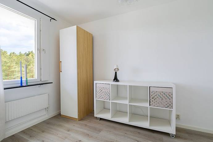 3 rum Lägenhet på Skarpbrunnavägen 59, 5tr Norsborg - Eriksberg Botkyrka kommun - bild 16