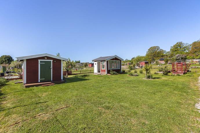 Byggnad å Torshälla 3:75 Lindö koloni G13 och G15, Torshälla, Eskilstuna kommun