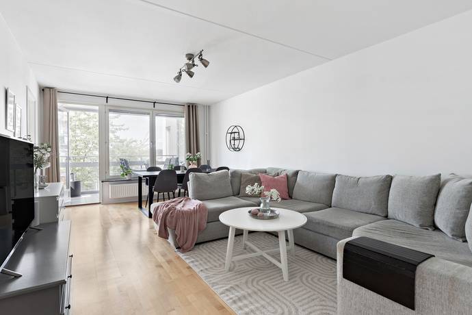 3,5 rum lägenhet på Anton johanssons väg 6 Bolinder Strand, Järfälla kommun - bild 2
