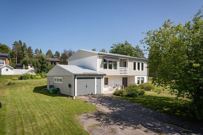 5 rum villa på Lingonstigen 49 Svartudden, Piteå kommun - bild 1