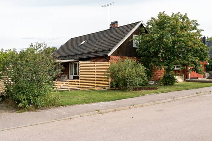 Laggvretsvägen 8, Fagersta, Fagersta kommun