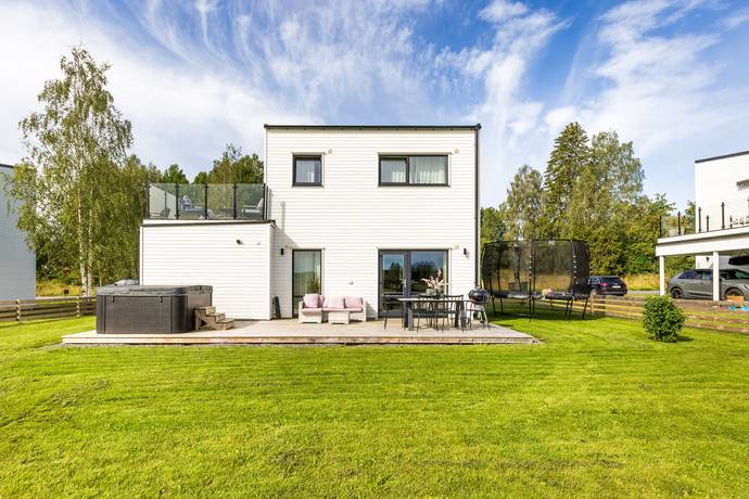 5 rum lägenhet på Akademigårdsvägen 14 Harbo, Heby kommun - bild 3