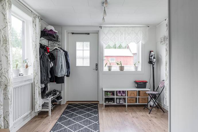5 rum Gård med jordbruk på Lidhult 410 Vimmerby kommun - bild 9