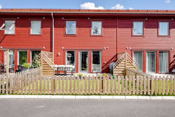 5 rum radhus på Galeonsvägen 3F Bredsand, Enköpings kommun - bild 2
