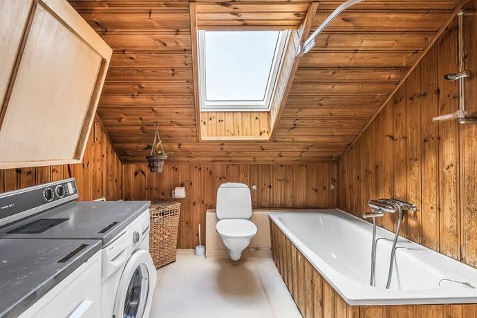 8 rum Villa på Solstigen 25 Ulvhäll Strängnäs kommun - bild 40