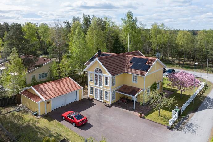 6 rum Villa på Richters väg 2 Tullinge - Brantbrink Botkyrka kommun - bild 7