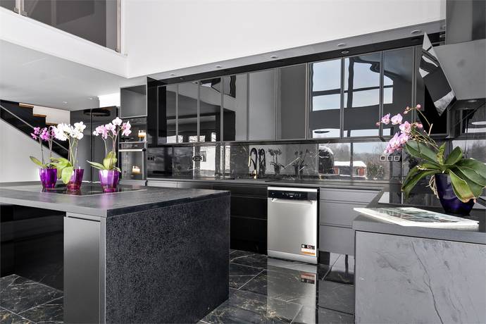 7 rum Villa på Ryrsboholmvägen 3 Göta Och Ryrsjön Lilla Edets kommun - bild 27