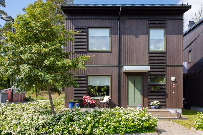 6 rum kedjehus på Rådans gårdsväg 98 Silverdal, Sollentuna kommun - bild 2