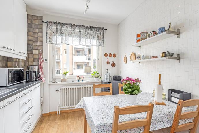 2 rum lägenhet på Bryggaregatan 11A Norr, Eskilstuna kommun - bild 2