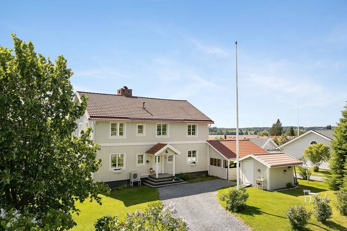 9 rum Villa på Emil Karlssons väg 5 Dvärsätt Krokoms kommun - bild 5