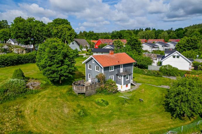 6 rum villa på Svedjeliden 14 Kinna, Marks kommun - bild 1
