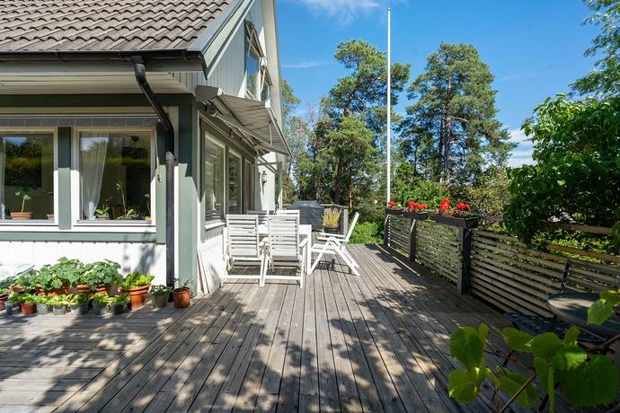 5 rum villa på Tjädervägen 4B Sjöberg, Sollentuna kommun - bild 2