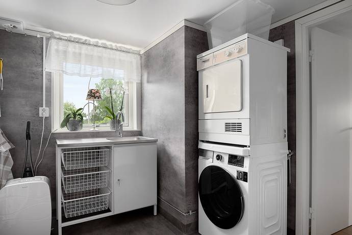 9 rum Villa på Trebackalånggatan 13, Hasselvägen 1A, Hasselvägen 1B Hässleholm - Ekedal Hässleholms kommun - bild 22