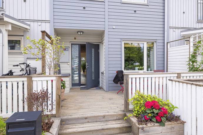 6 rum radhus på Vinthundsgatan 50 Brotorp - Järvastaden, Sundbybergs kommun - bild 2
