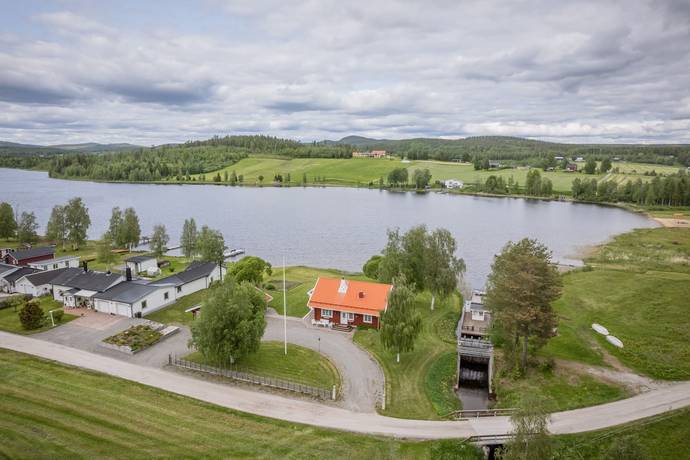 5 rum villa på Komnäs 302 Överhörnäs, Örnsköldsviks kommun - bild 2