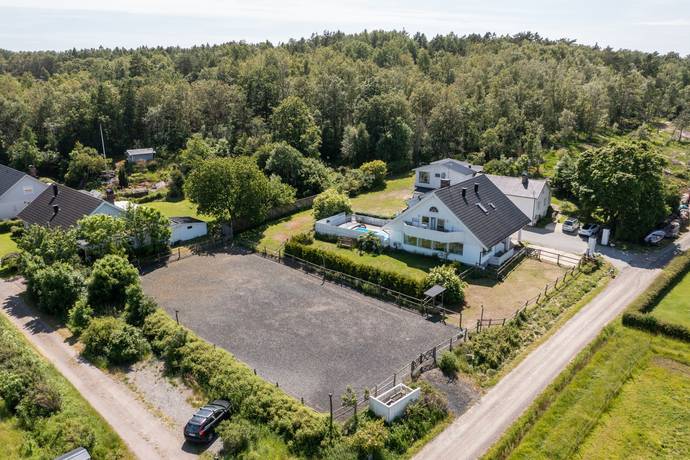 14 rum villa på Lilla Hagrydsvägen 23A & 23B Malevik, Kungsbacka kommun - bild 2