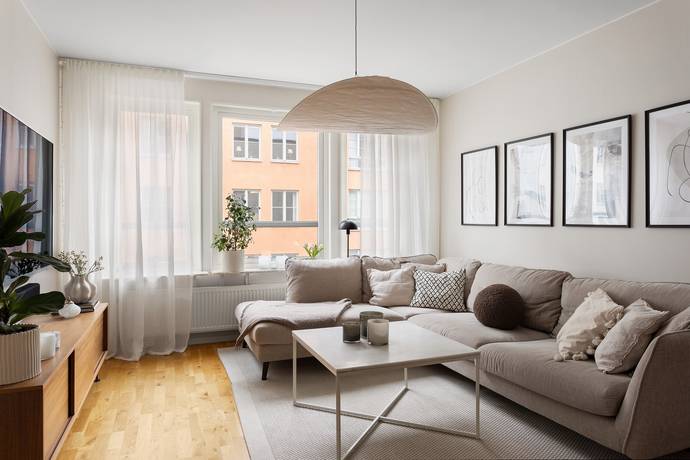 2 rum lägenhet på Mauritz Stillers väg 3 Gamla Filmstaden, Solna kommun - bild 1