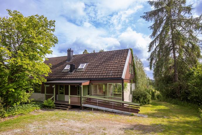 6 rum Gård med jordbruk på Bosjön 101 Lindesbergs kommun - bild 8