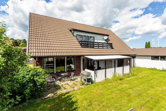 7 rum Villa på Mästaregatan 17 Kungsörs kommun - bild 6