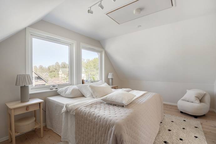 7 rum Villa på Knäckepilsgränd 31 Hässelby Norra Villastad Stockholms kommun - bild 23