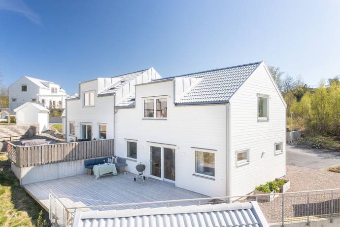 4 rum parhus på Västerhöjdsvägen 99 Kärna, Kungälvs kommun - bild 1