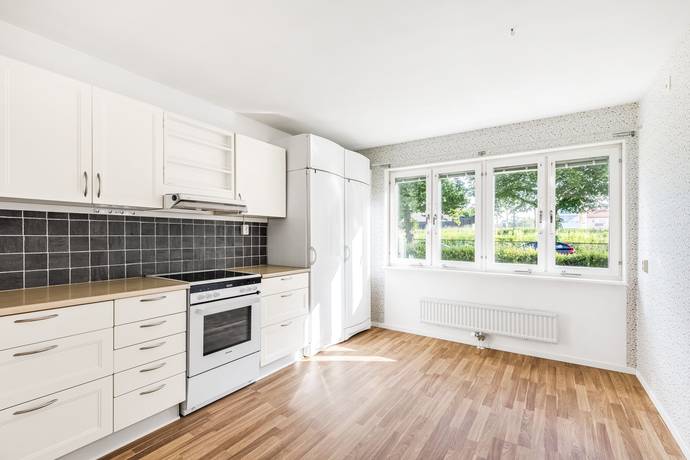 3 rum lägenhet på Lohegatan 1A Söder, Eskilstuna kommun - bild 1