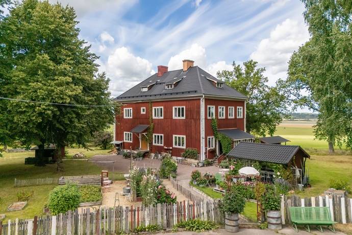 Kronbacken 1, Kil, Kils kommun
