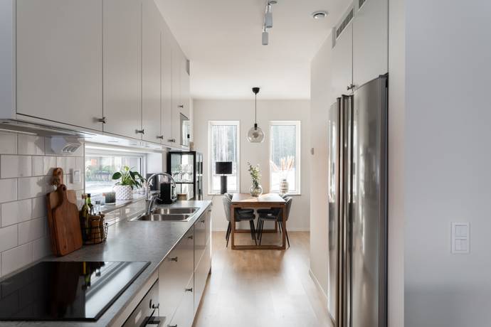 5 rum radhus på Åletas väg 14A Skogstorp, Eskilstuna kommun - bild 4
