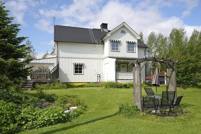 8 rum villa på Ansmark 110 Ansmark, Umeå kommun - bild 1