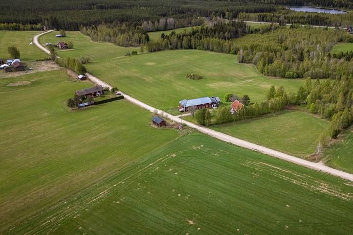 6 rum gård med jordbruk på Innigården Korskrogen, Ljusdals kommun - bild 3
