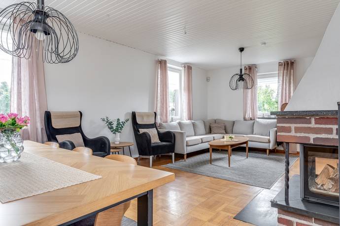 4 rum villa på Dukatgatan 52 Ellenborg intill Videdal - Husie, Malmö kommun - bild 4