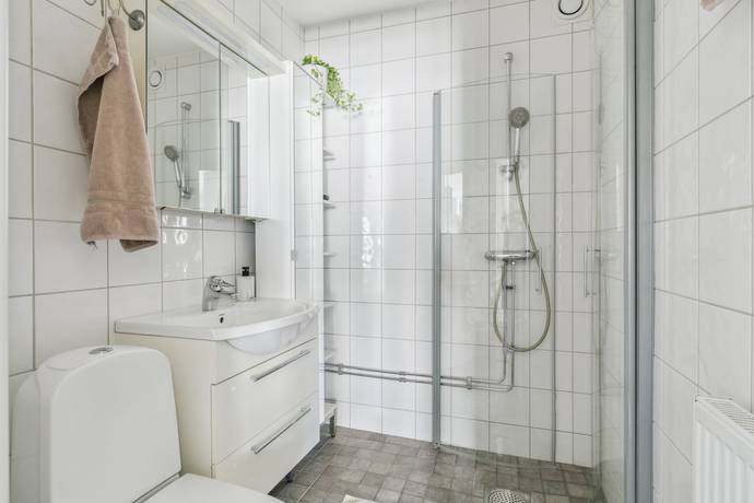 2 rum Lägenhet på Larsbodavägen 82, 7 tr Farsta - Centrum Stockholms kommun - bild 9