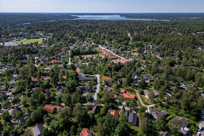 villa på Heimdalsvägen 3B Sunnersta, Uppsala kommun - bild 1