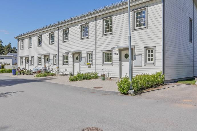 4 rum lägenhet på Blåhallonvägen 19C Strängnäs, Strängnäs kommun - bild 1