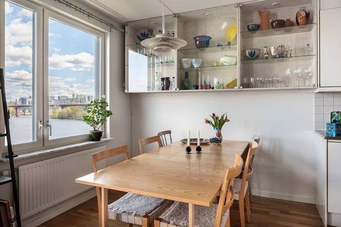 4 rum Lägenhet på Vingårdsgatan 1, högst upp Liljeholmskajen Stockholms kommun - bild 15