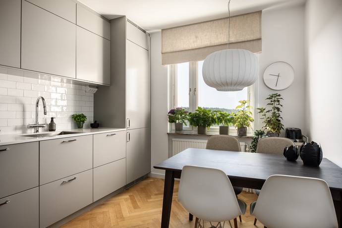 4 rum lägenhet på Atlasvägen 61 Sickla, Nacka kommun - bild 2